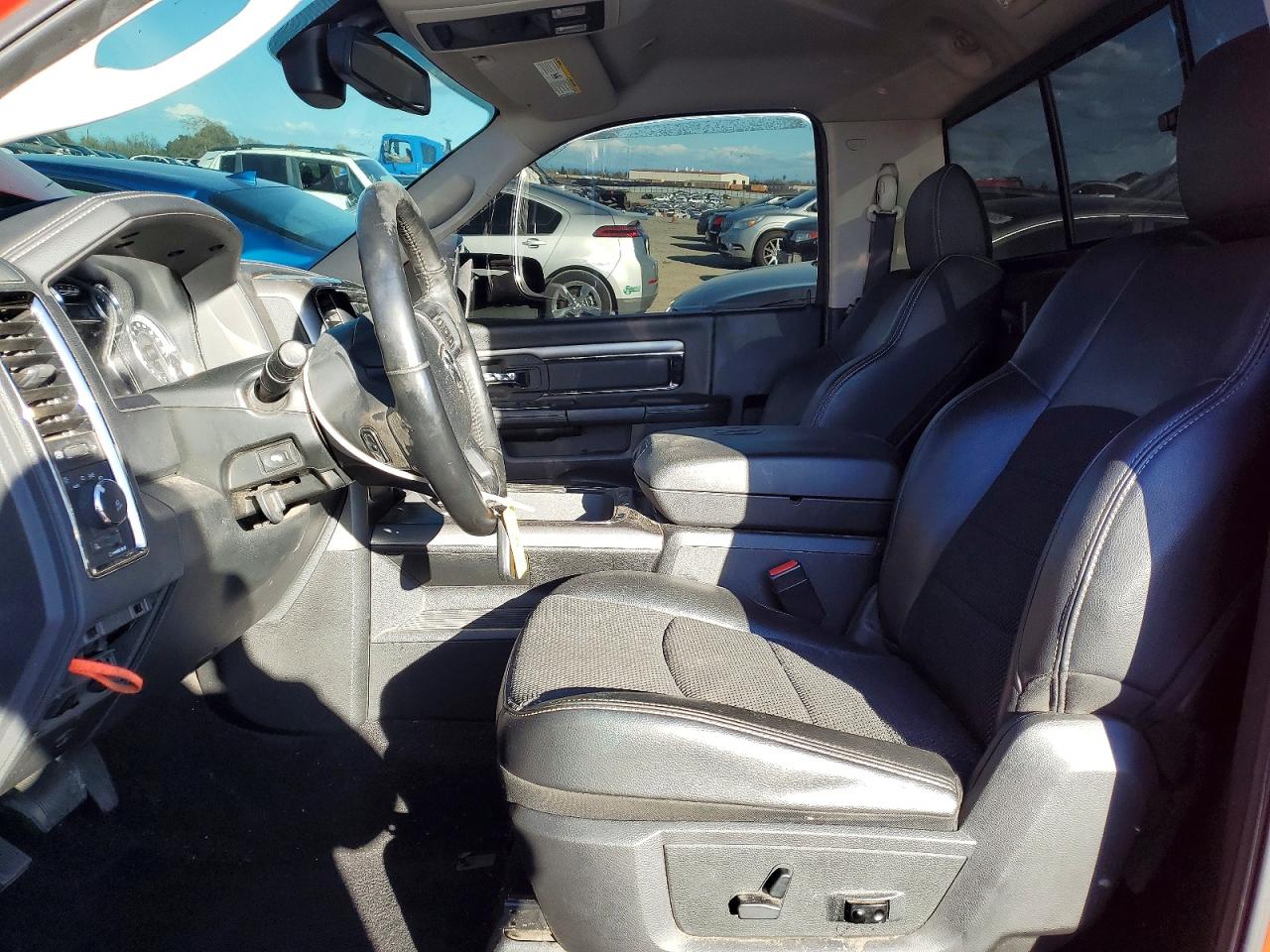 2017 RAM 1500 SPORT photo 19