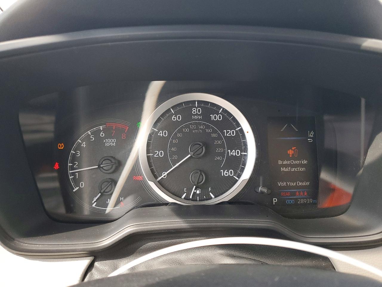2020 TOYOTA COROLLA LE photo 9