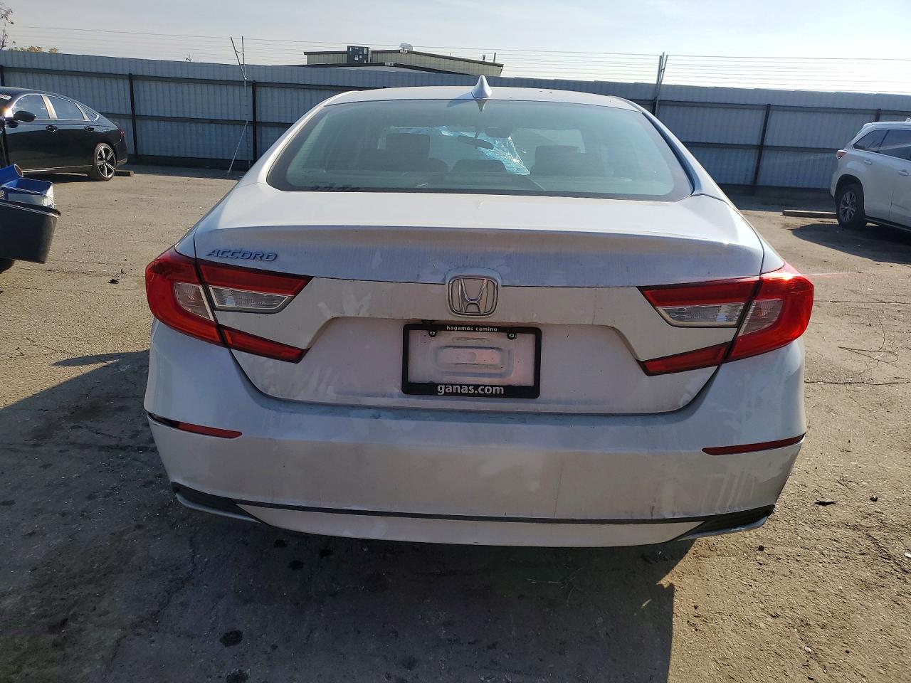 2020 HONDA ACCORD LX photo 16