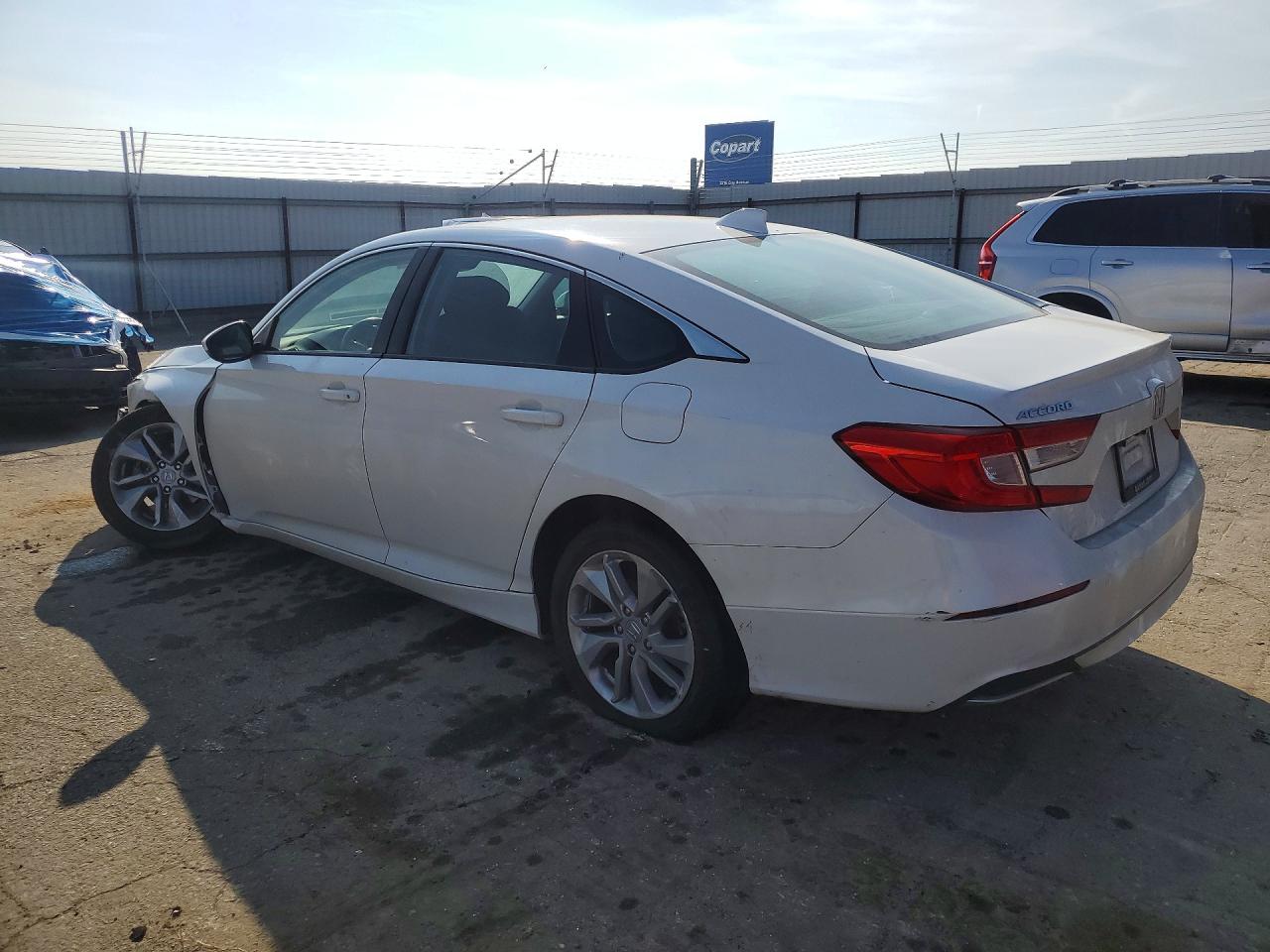2020 HONDA ACCORD LX photo 4