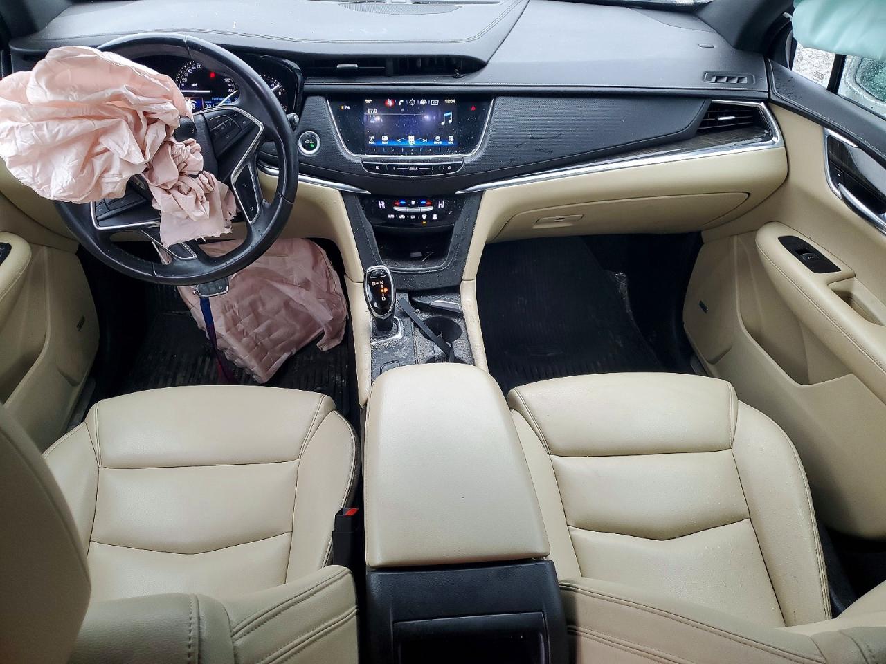 2017 CADILLAC XT5 photo 15