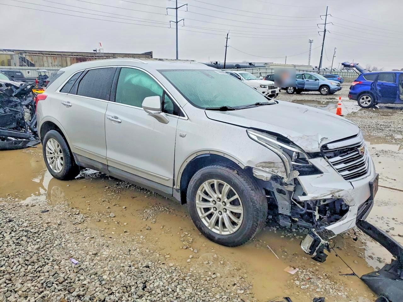 2017 CADILLAC XT5 photo 7