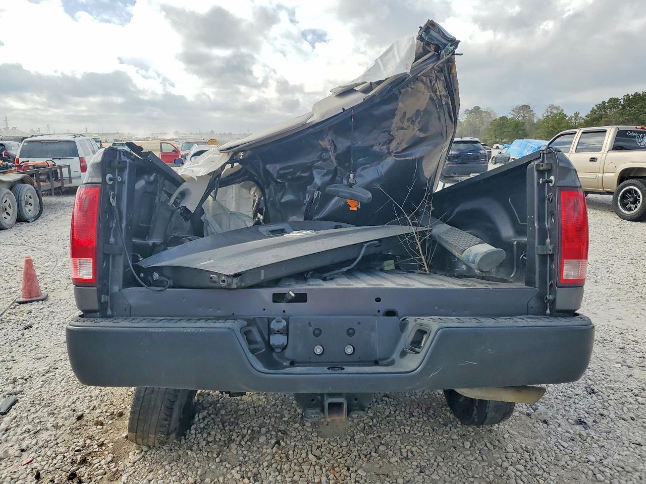 2019 RAM 1500 CLASSIC TRADESMAN photo 6
