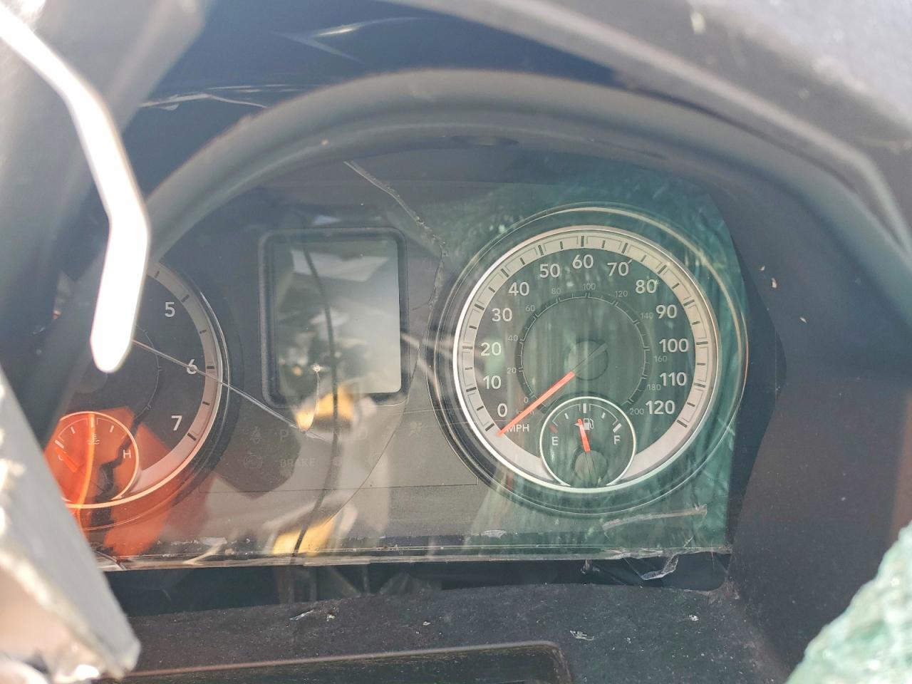 2019 RAM 1500 CLASSIC TRADESMAN photo 9
