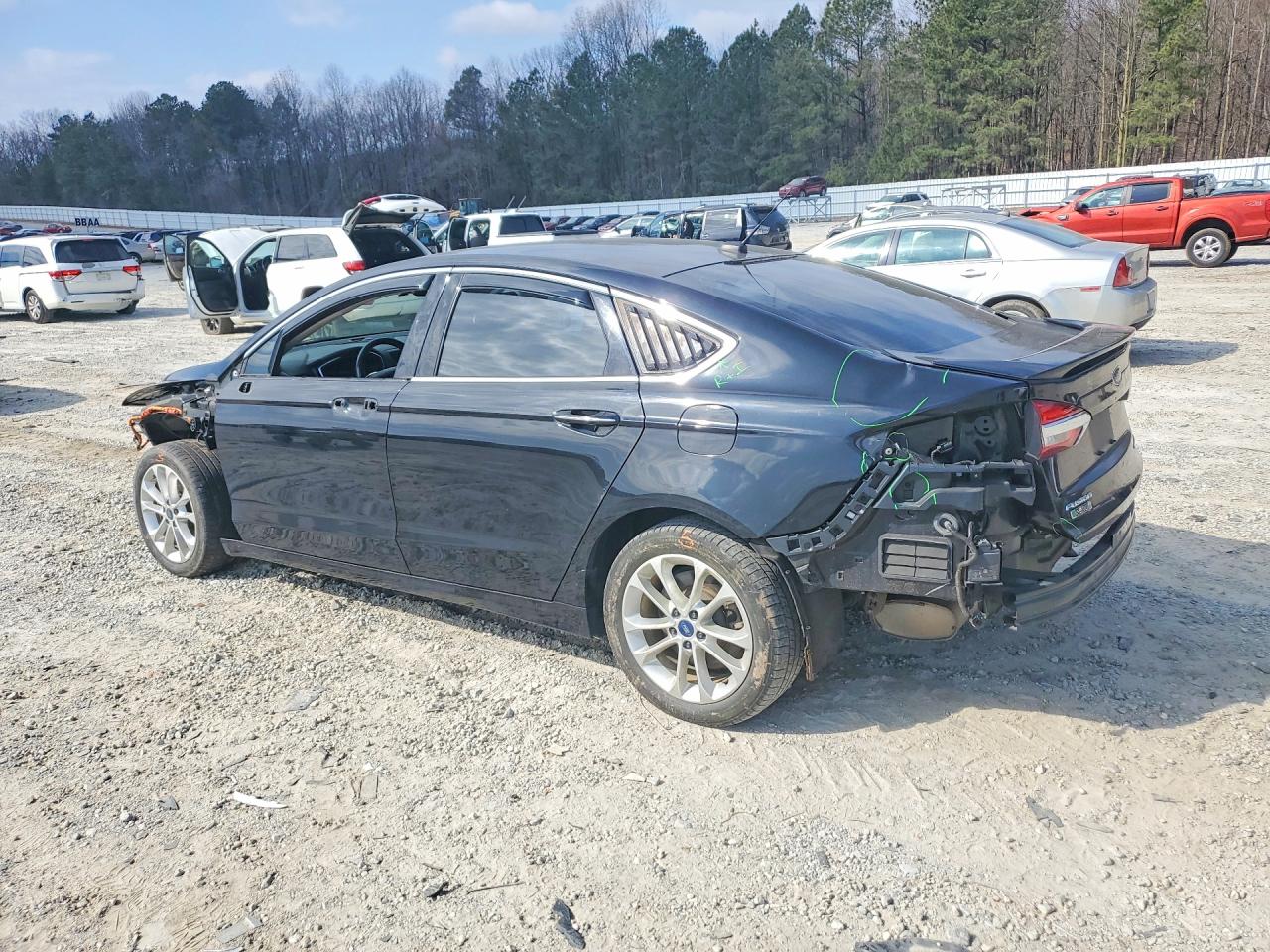 2019 FORD FUSION photo 3