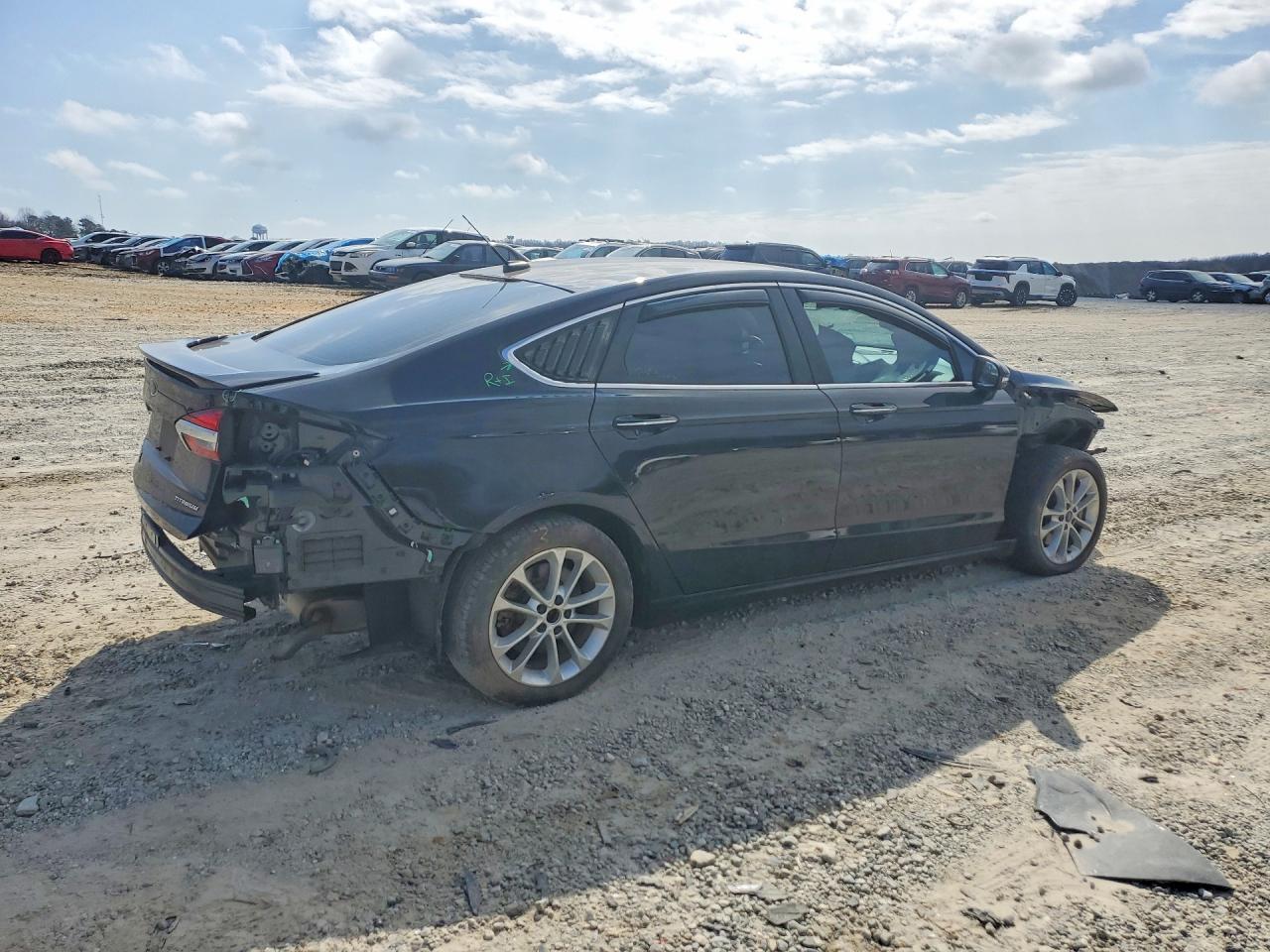 2019 FORD FUSION photo 5