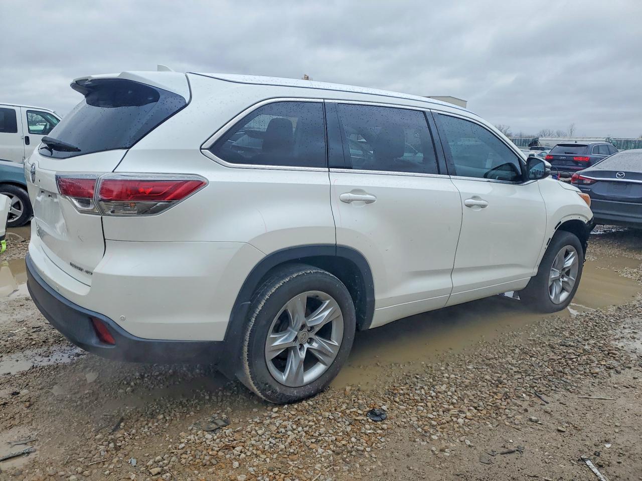 2014 TOYOTA HIGHLANDER LIMITED photo 3