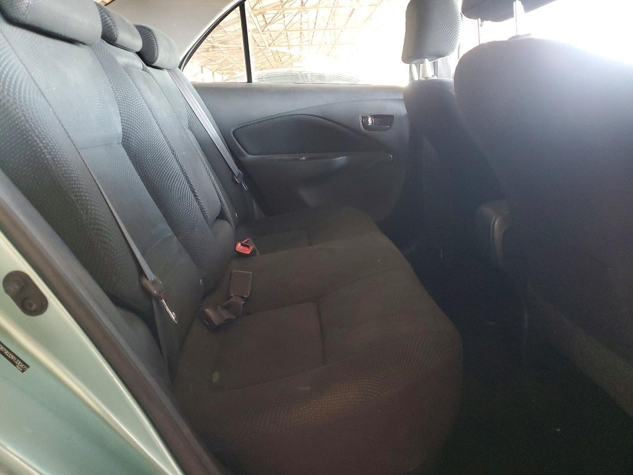 2009 TOYOTA YARIS BASE photo 28