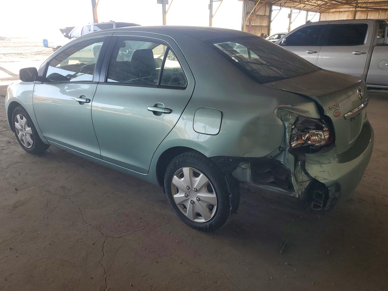 2009 TOYOTA YARIS BASE photo 4