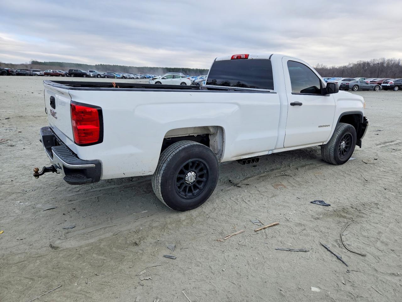 2015 GMC SIERRA C1500 photo 3