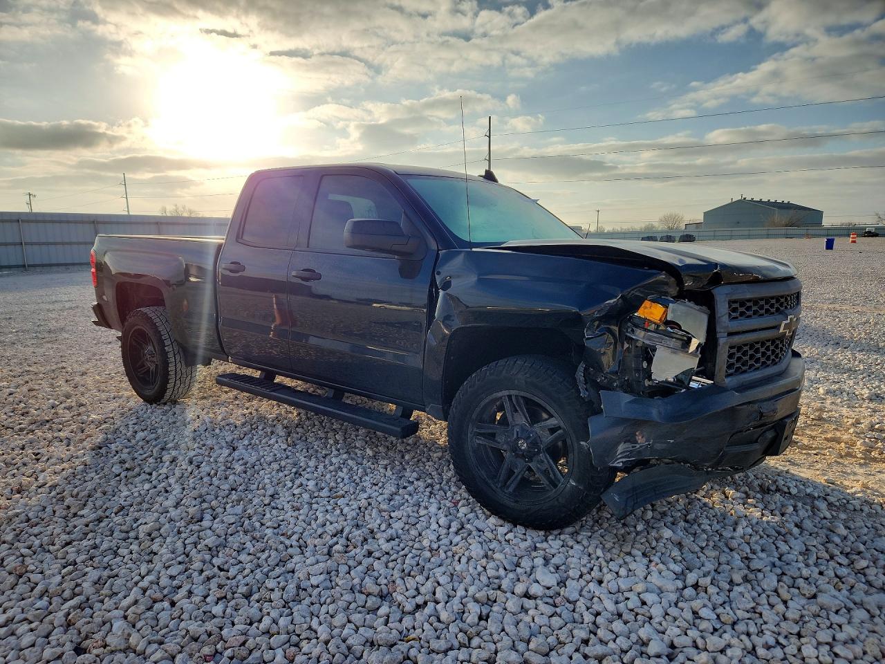 2015 CHEVROLET SILVERADO C1500 photo 7