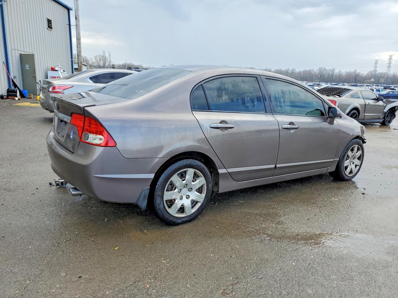 2010 HONDA CIVIC LX photo 5