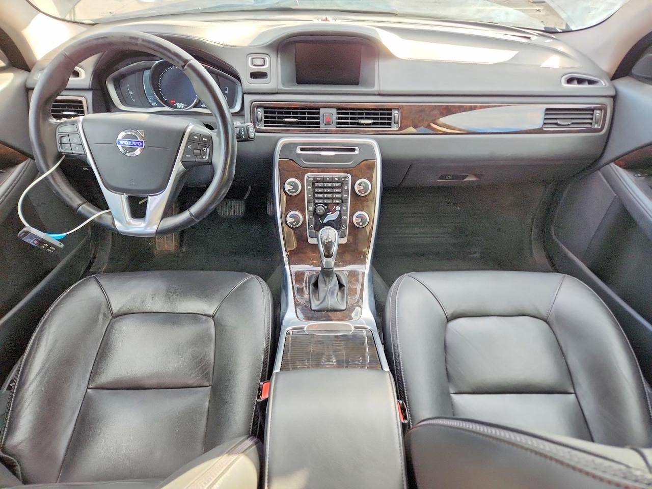 2016 VOLVO XC70 T5 CLASSIC PREMIER photo 15