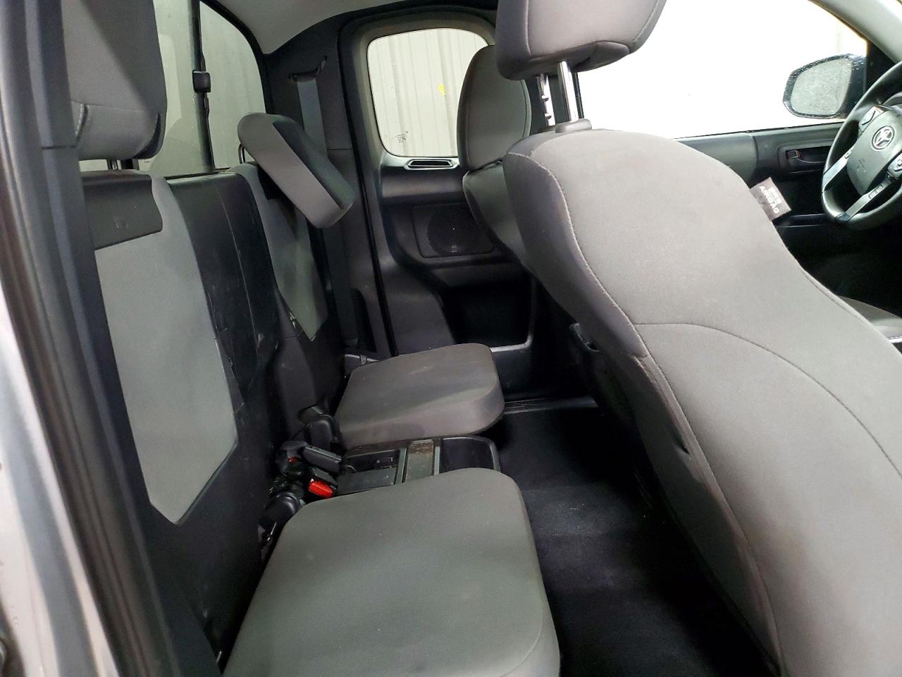 2022 TOYOTA TACOMA SR photo 19