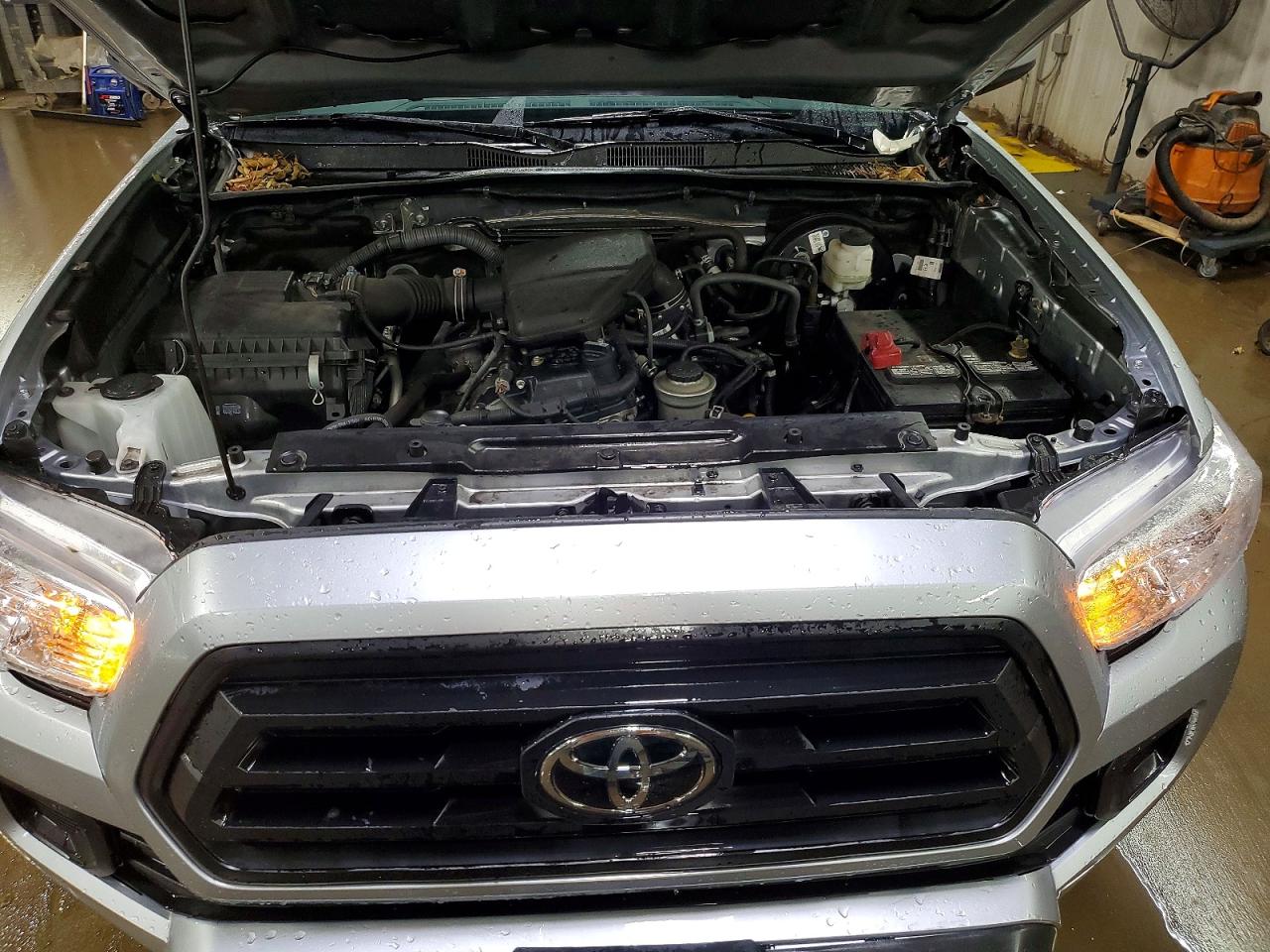 2022 TOYOTA TACOMA SR photo 21