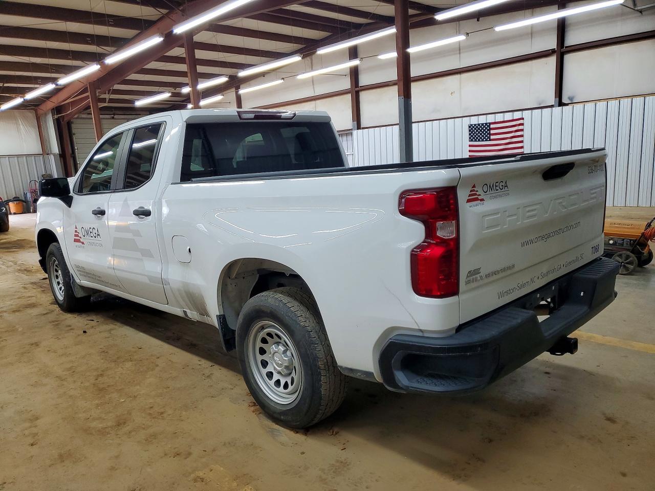 2024 CHEVROLET SILVERADO C1500 photo 4