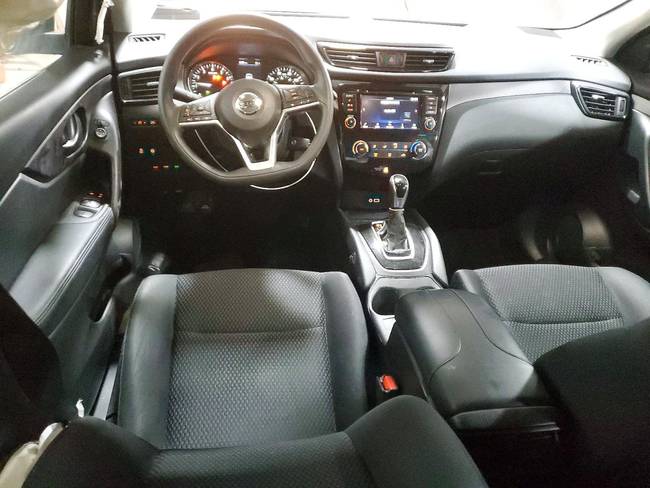 2020 NISSAN ROGUE SPORT S photo 8