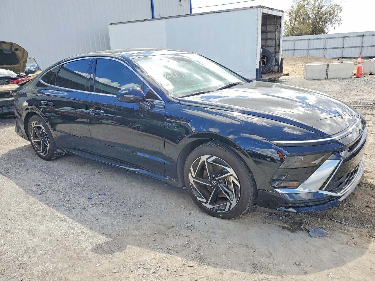 2024 HYUNDAI SONATA SEL photo 7