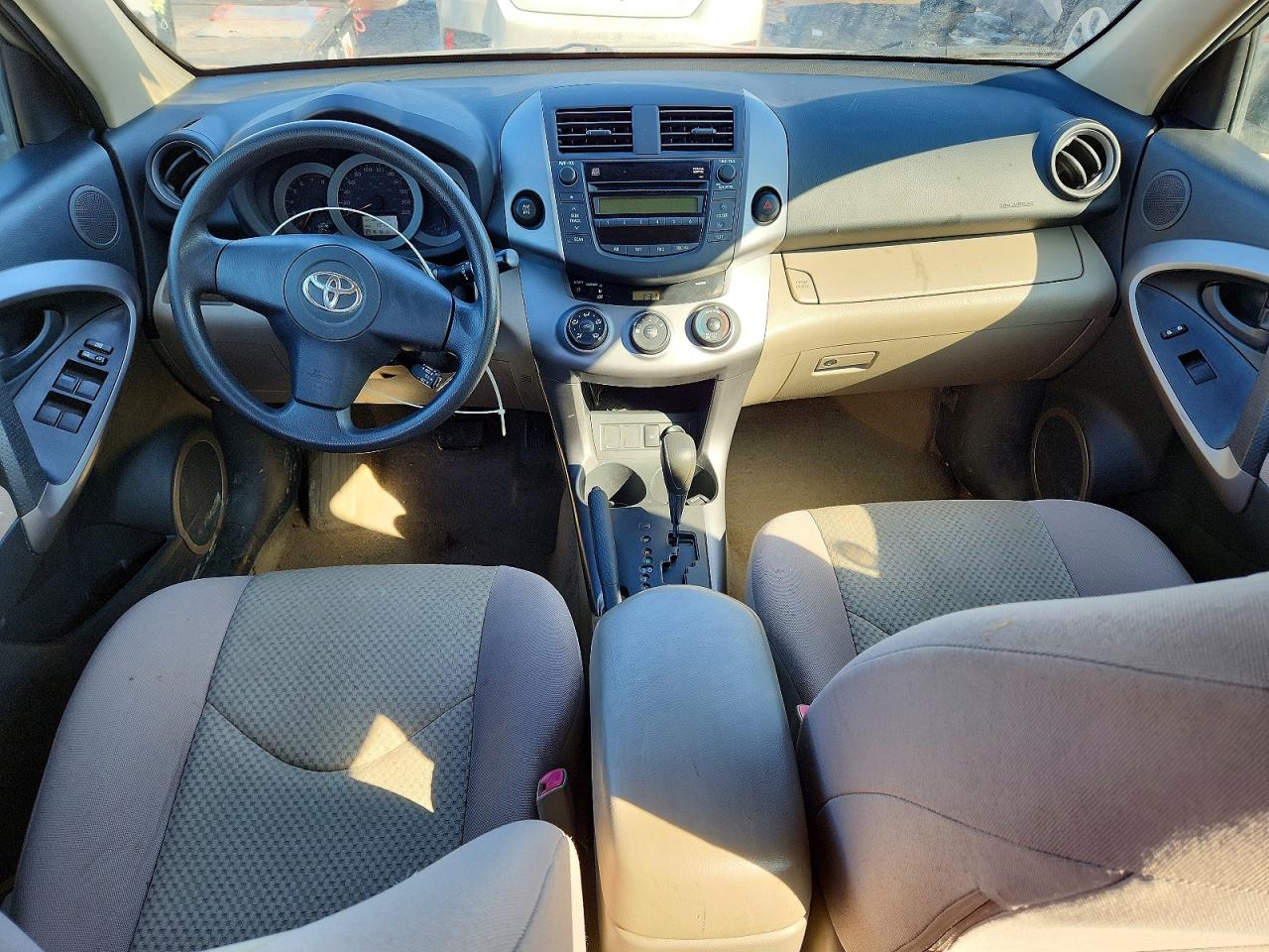 2008 TOYOTA RAV4 BASE photo 8