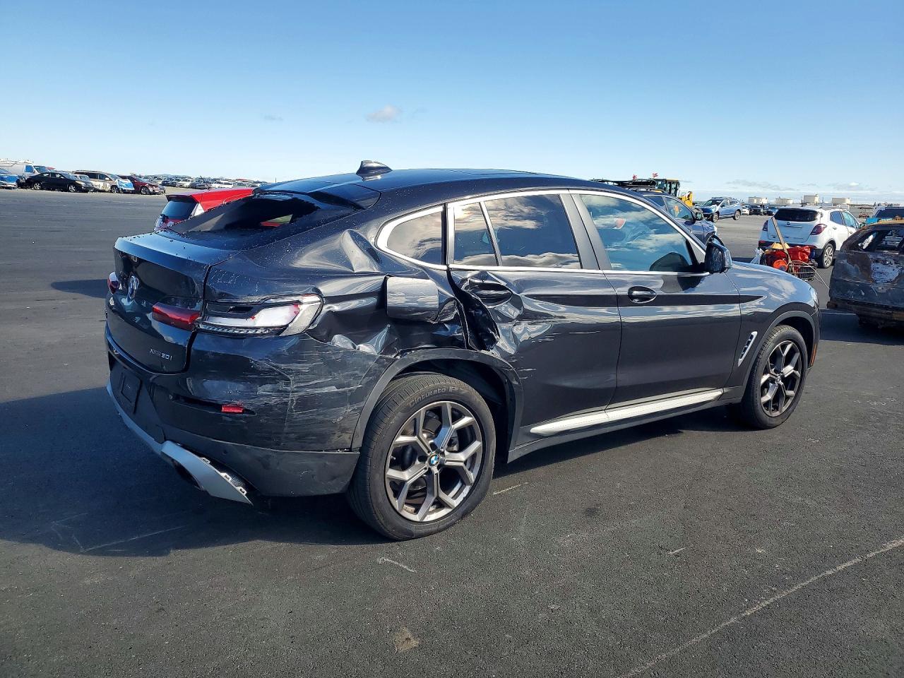 2024 BMW X4 XDRIVE30I photo 7