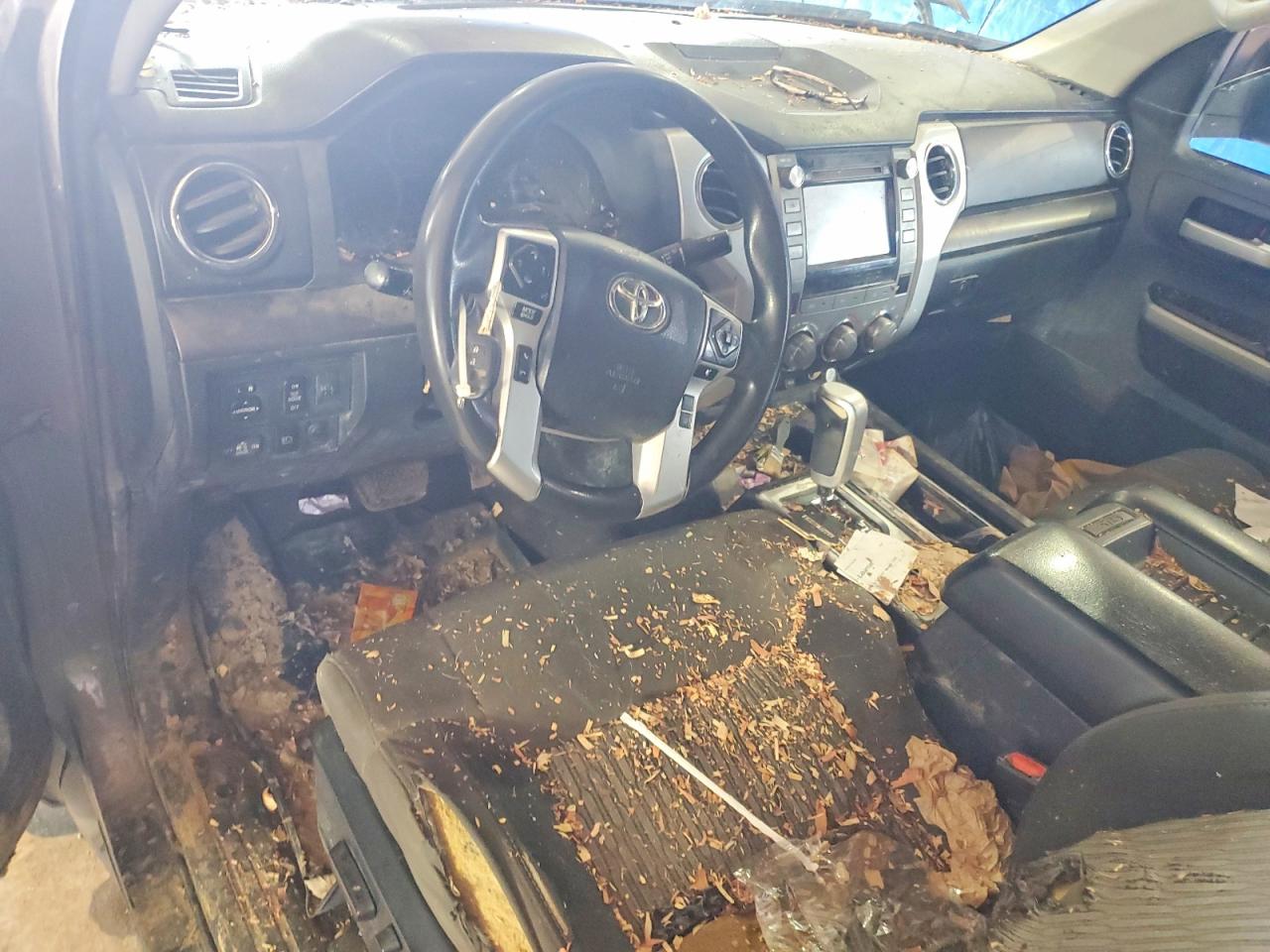 2018 TOYOTA TUNDRA SR5 photo 8