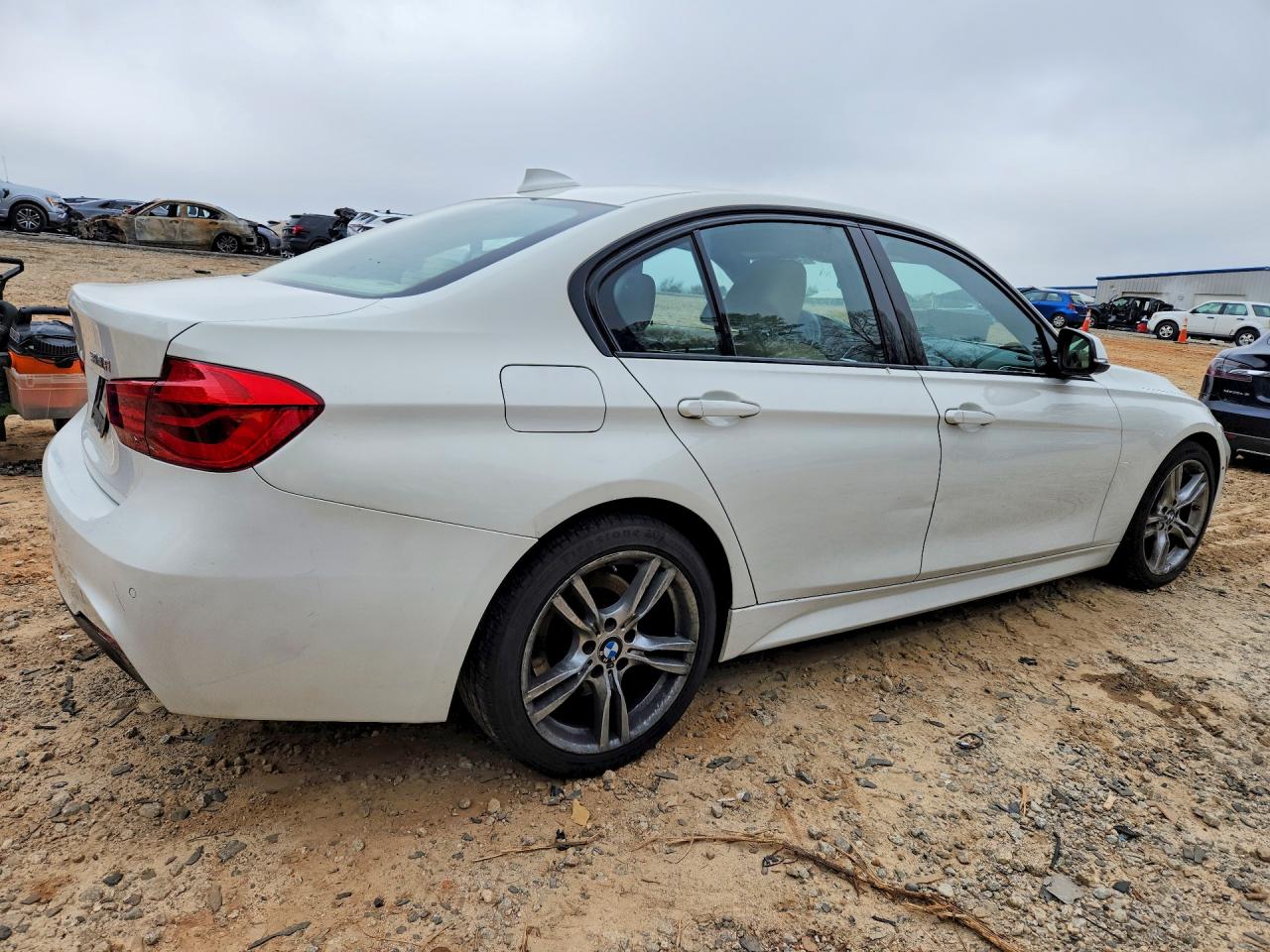 2016 BMW 328 photo 5