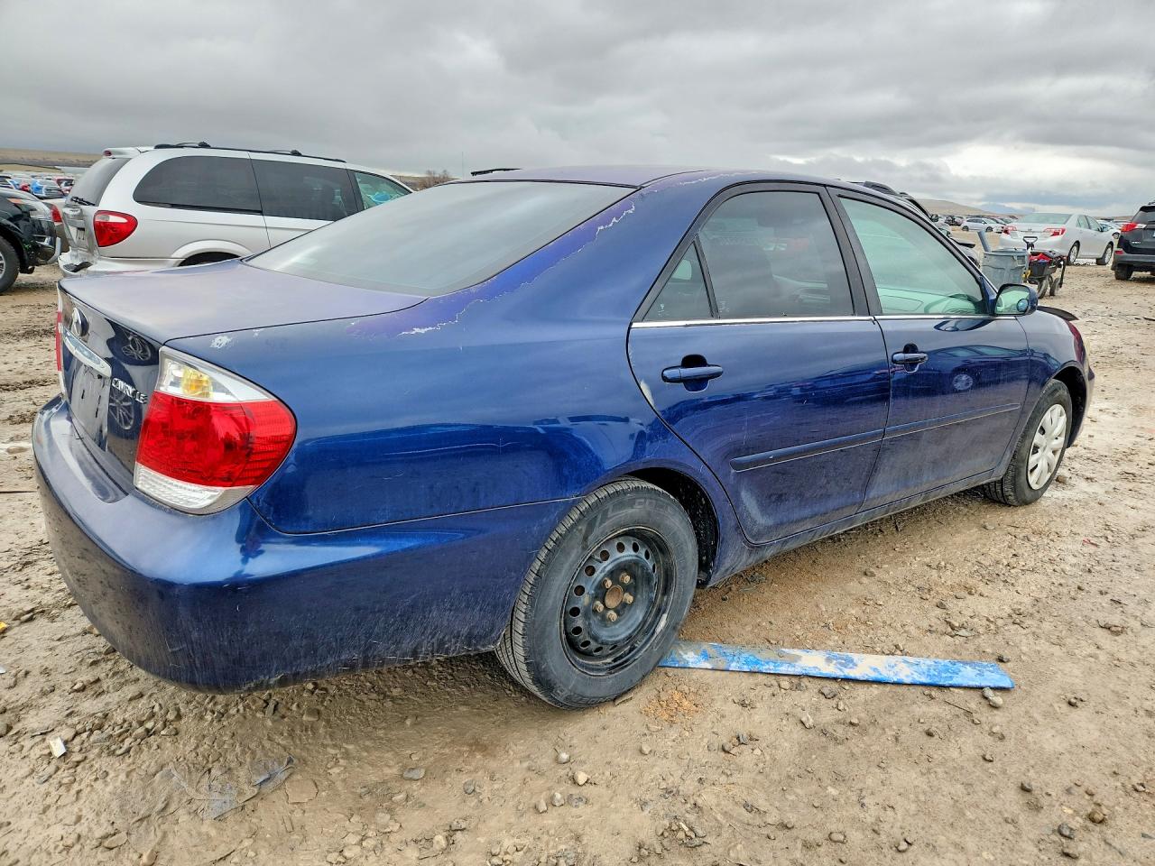 2005 TOYOTA CAMRY LE photo 5
