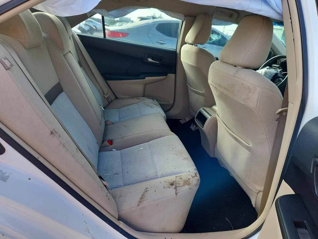 2012 TOYOTA CAMRY LE photo 10