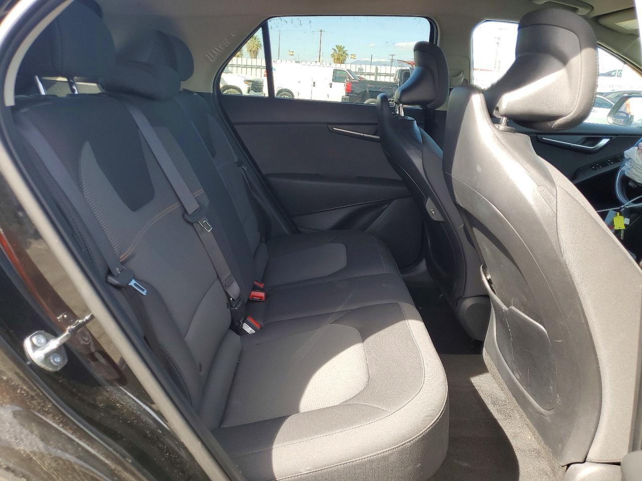 2025 KIA NIRO LX photo 19