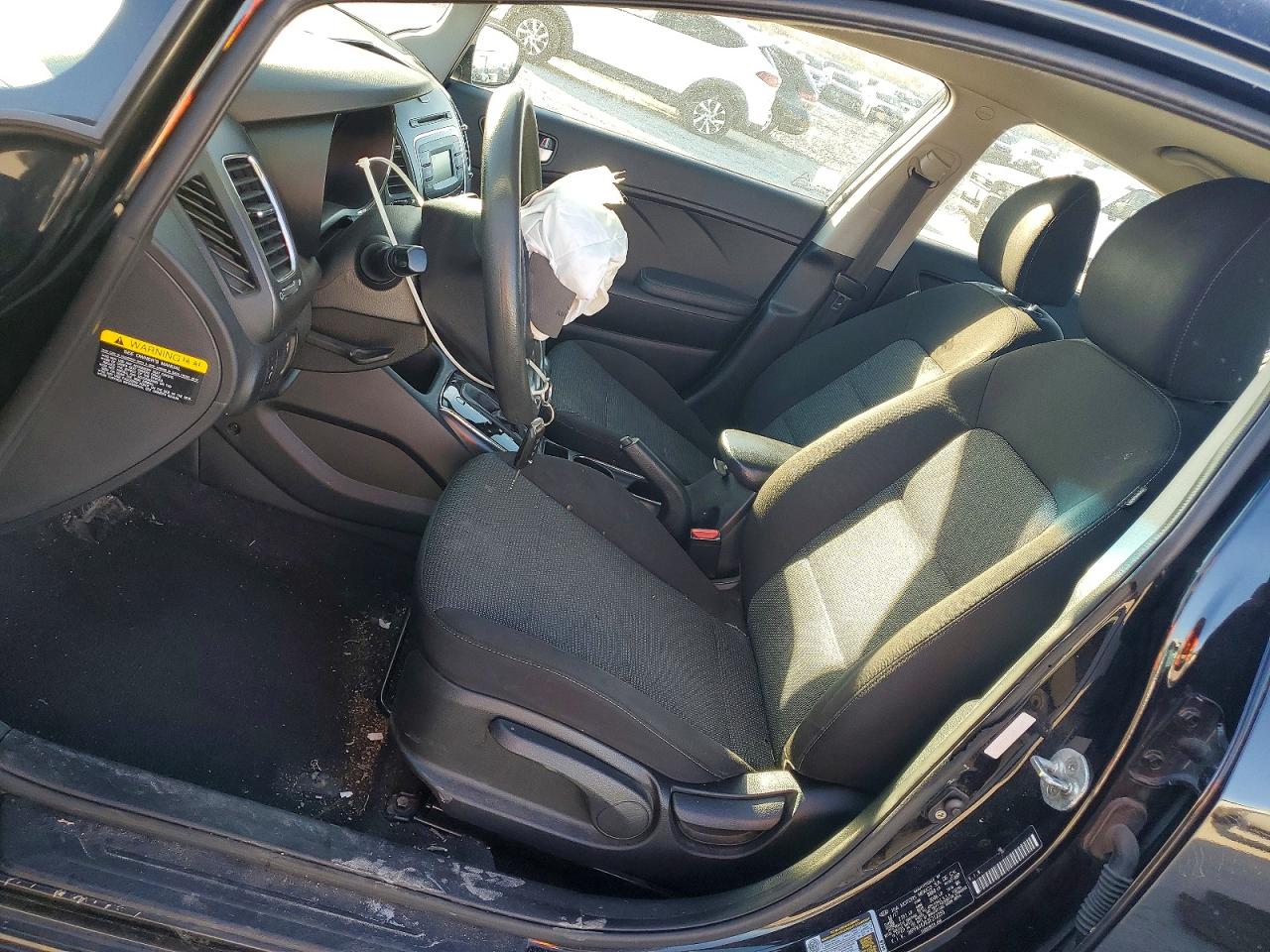 2018 KIA FORTE LX photo 19