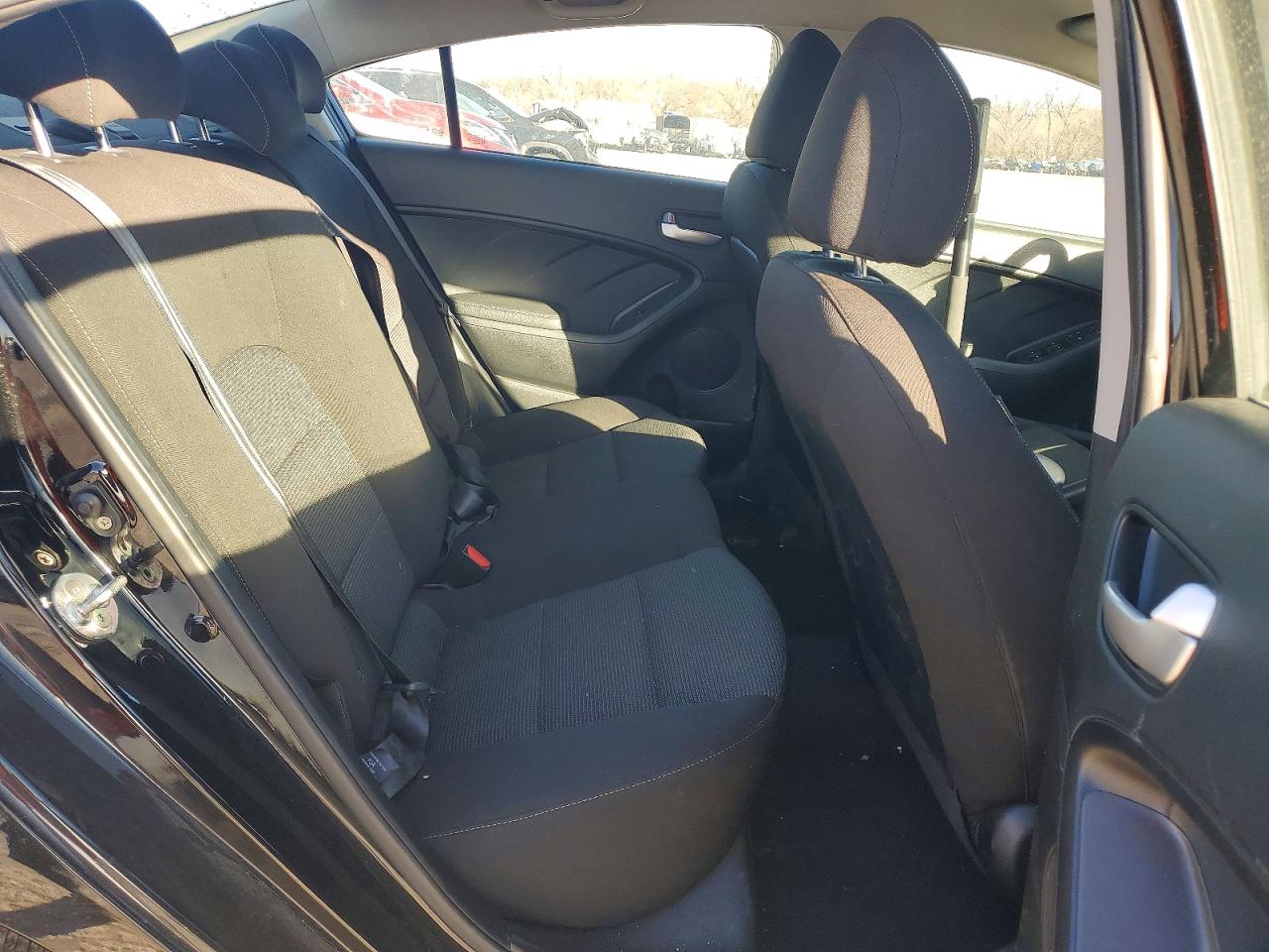 2018 KIA FORTE LX photo 28