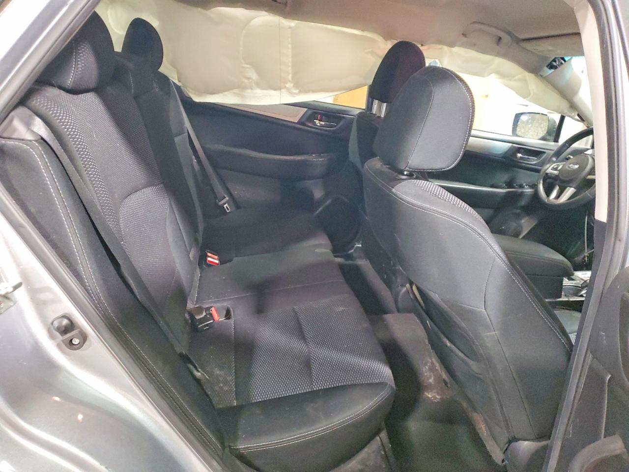 2015 SUBARU OUTBACK 2.5I PREMIUM photo 31