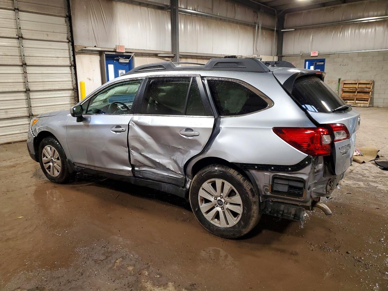 2015 SUBARU OUTBACK 2.5I PREMIUM photo 4