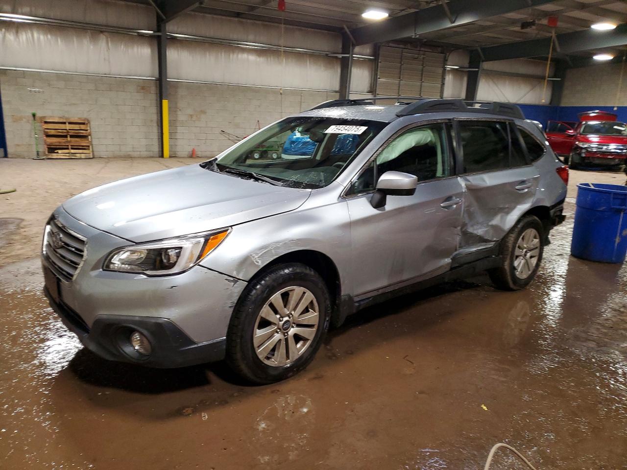 2015 SUBARU OUTBACK