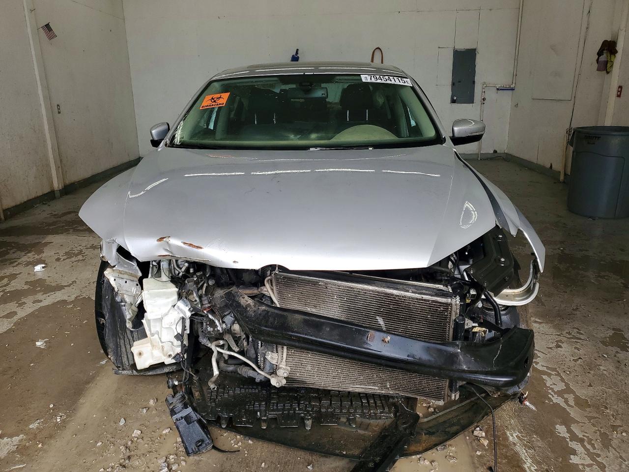 2014 VOLKSWAGEN PASSAT SE photo 13