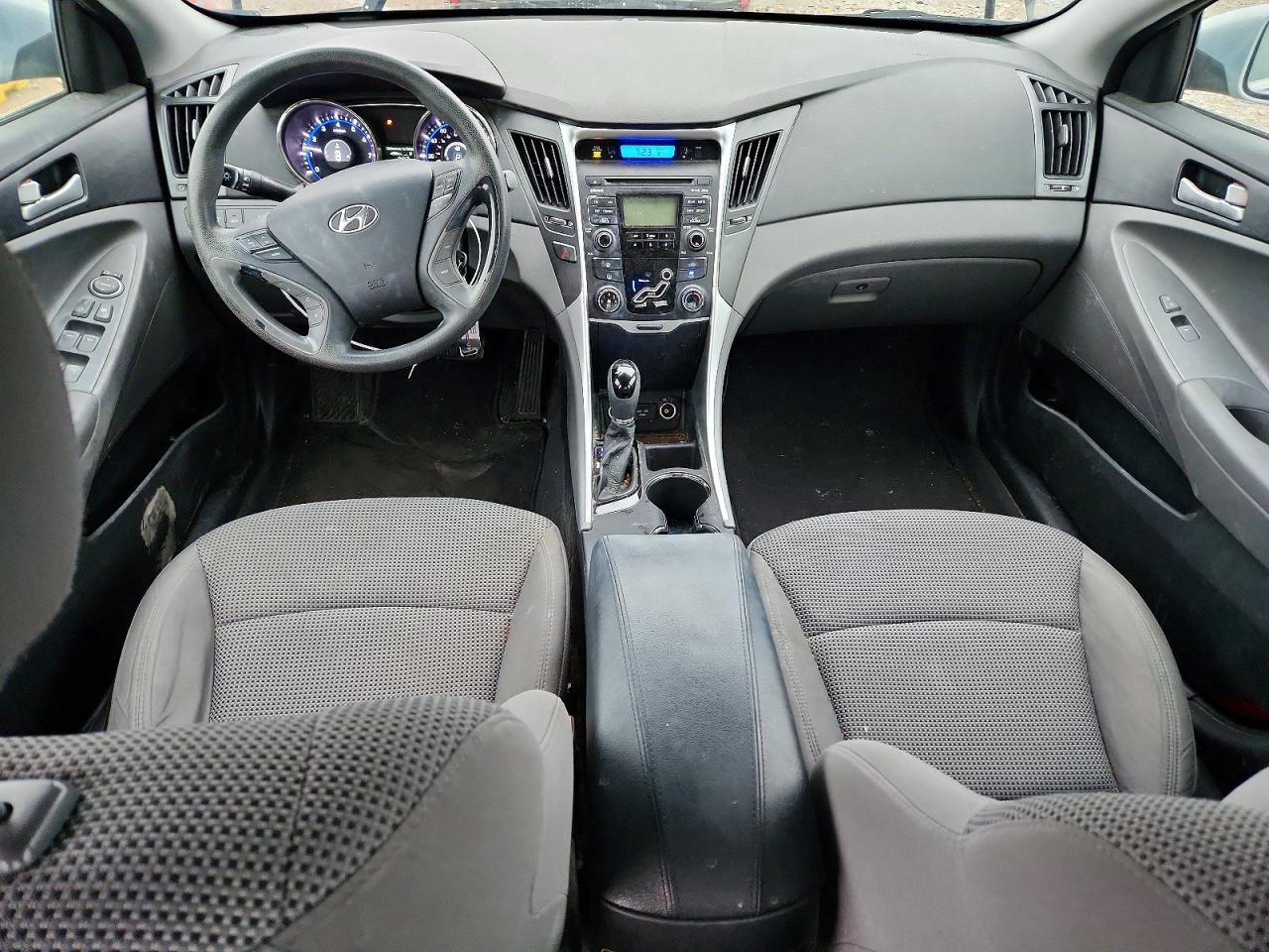 2011 HYUNDAI SONATA GLS photo 15