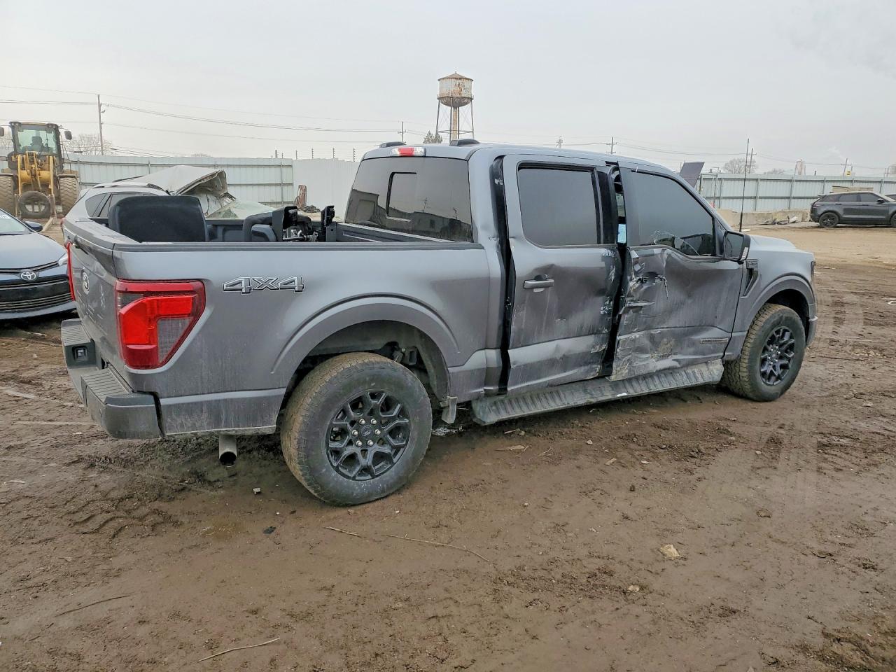 2024 FORD F150 XLT photo 3
