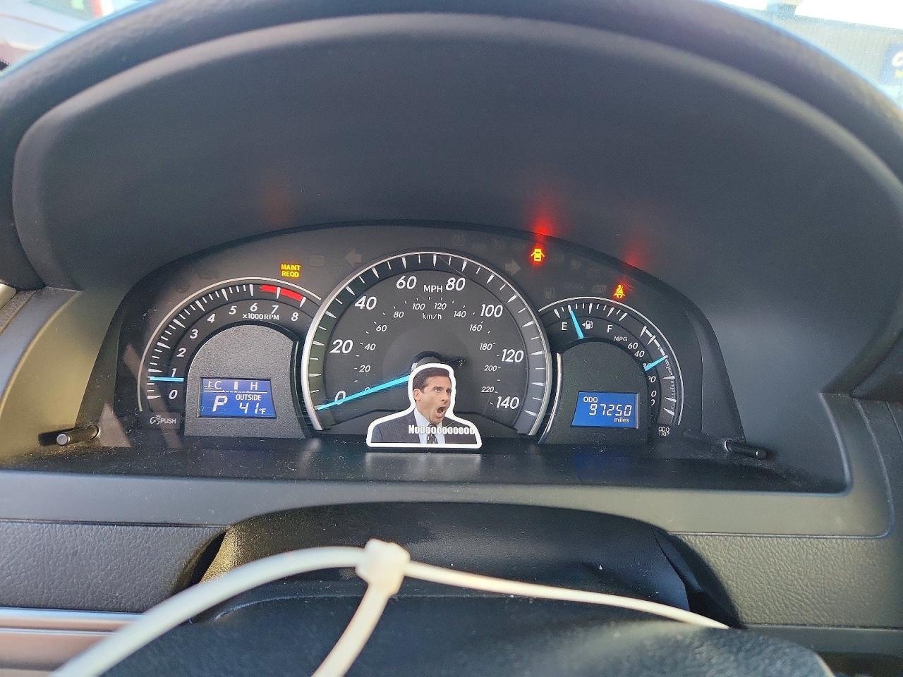 2012 TOYOTA CAMRY LE photo 9