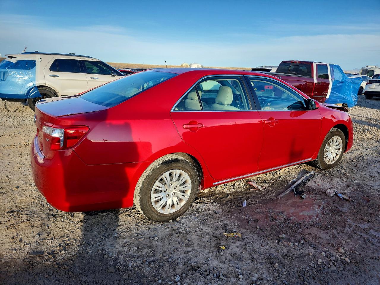 2012 TOYOTA CAMRY LE photo 3