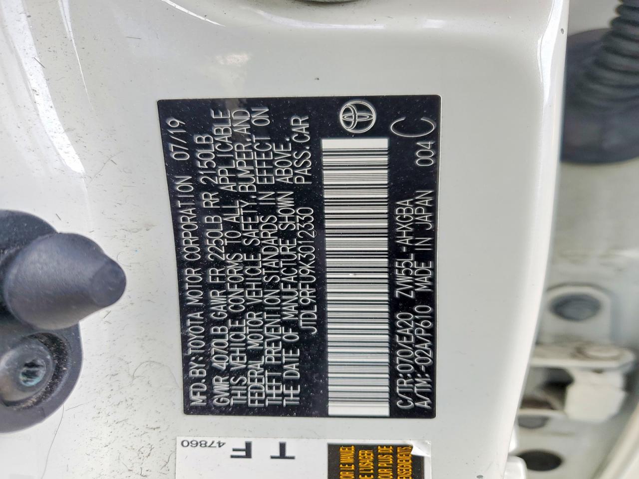 2019 TOYOTA PRIUS XLE AWD-E photo 34