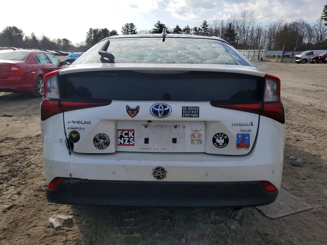 2019 TOYOTA PRIUS XLE AWD-E photo 16