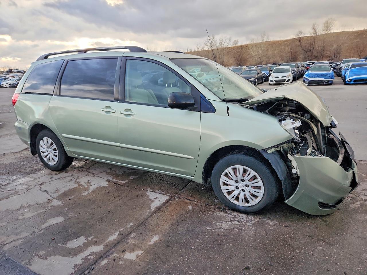 2008 TOYOTA SIENNA CE 7-PASSENGER photo 7
