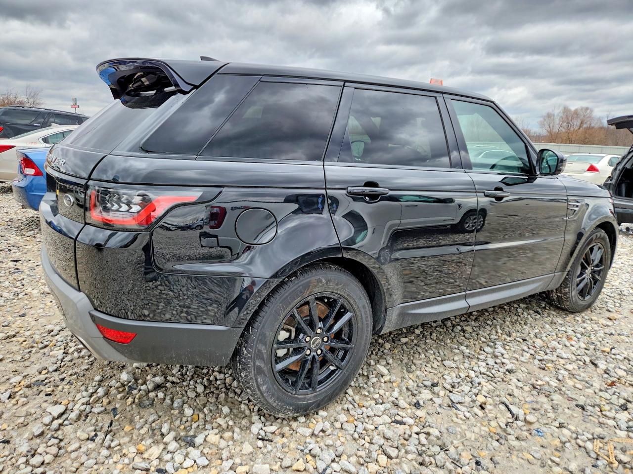 2019 LAND ROVER RANGE ROVER SPORT SE photo 5