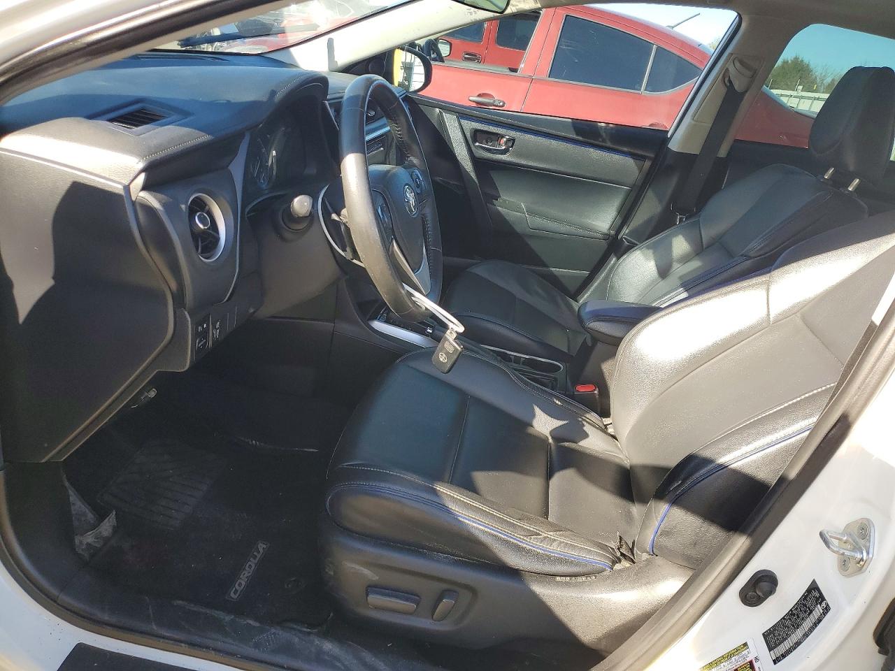 2018 TOYOTA COROLLA XSE photo 7