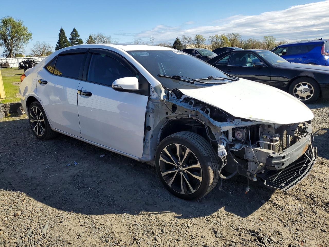 2018 TOYOTA COROLLA XSE photo 4
