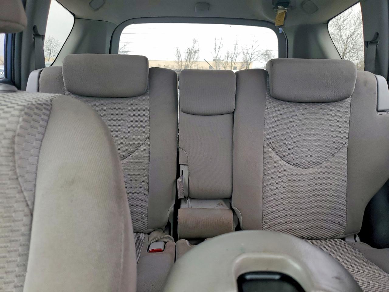 2011 TOYOTA RAV4 BASE photo 10