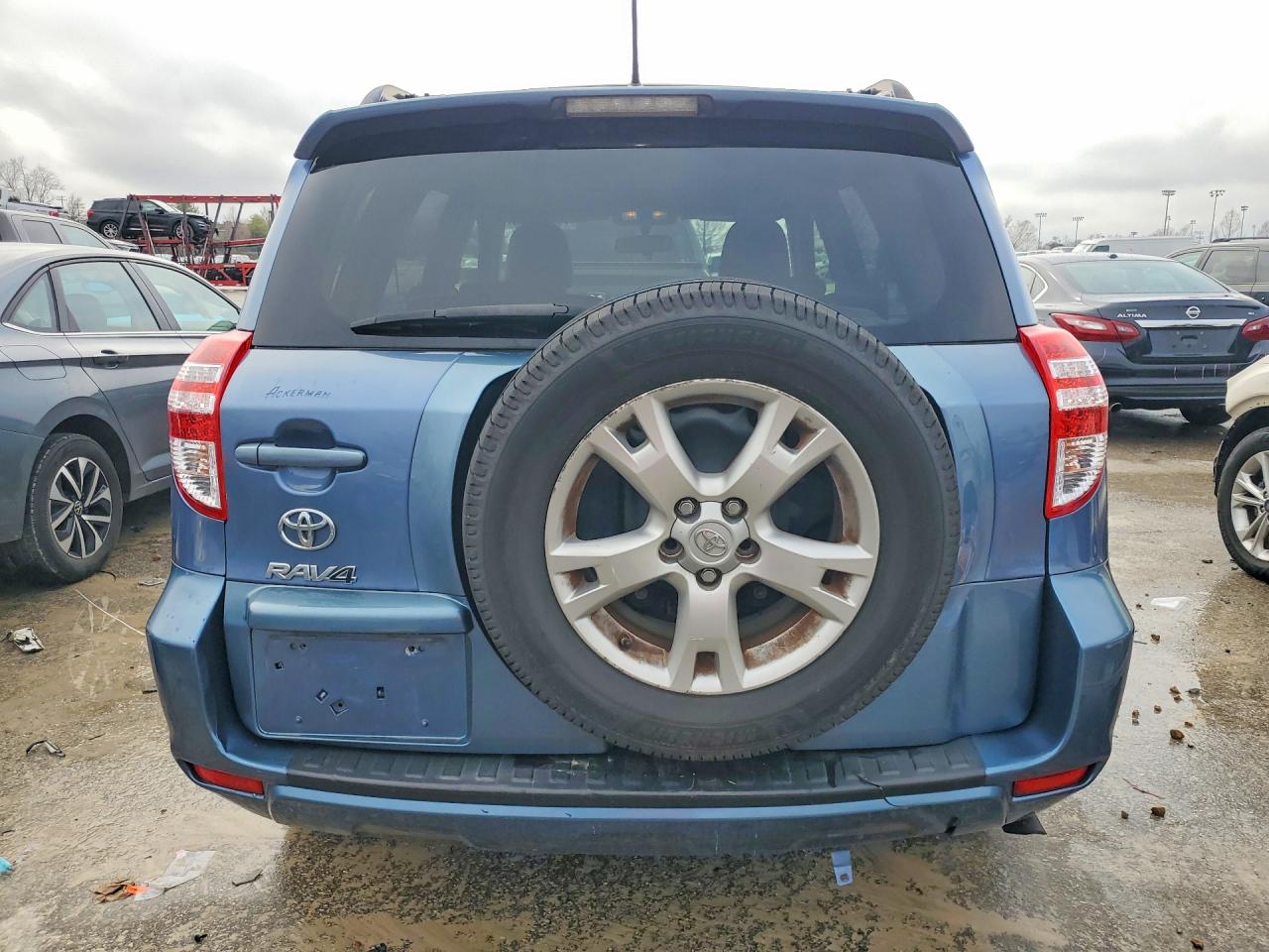 2011 TOYOTA RAV4 BASE photo 6