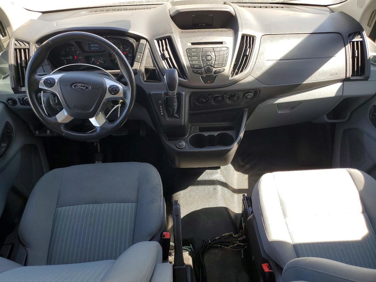2017 FORD TRANSIT T-250 DELIVERY VAN photo 15