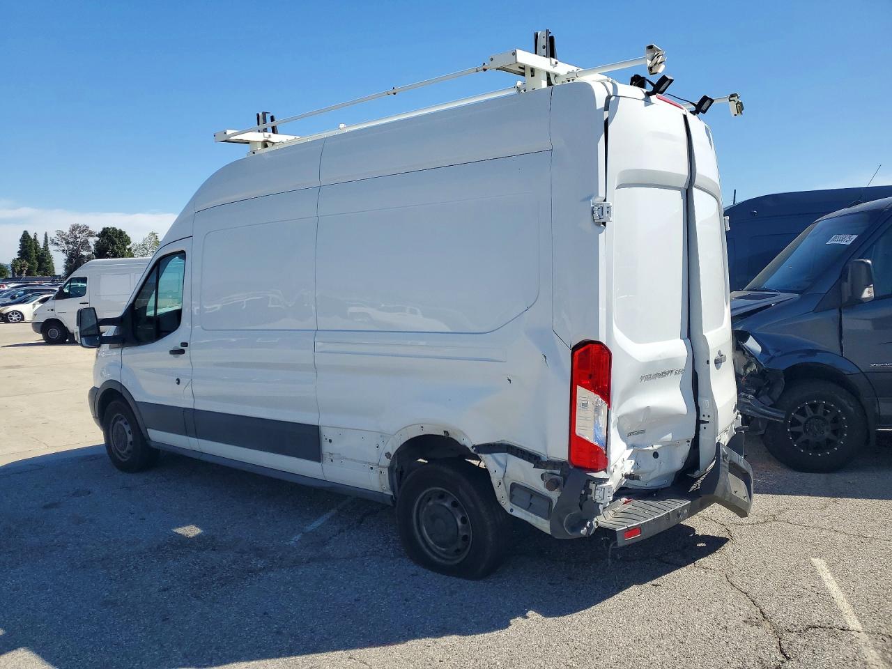 2017 FORD TRANSIT T-250 DELIVERY VAN photo 3
