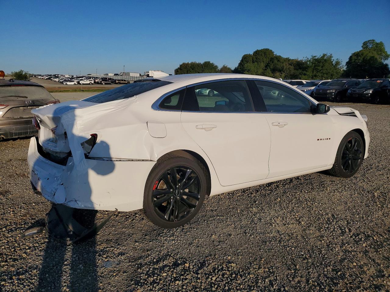 2020 CHEVROLET MALIBU LT photo 5